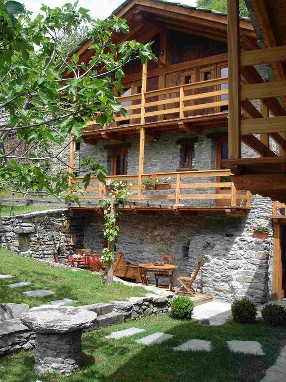 Maison De Noe Arnad Exterior photo